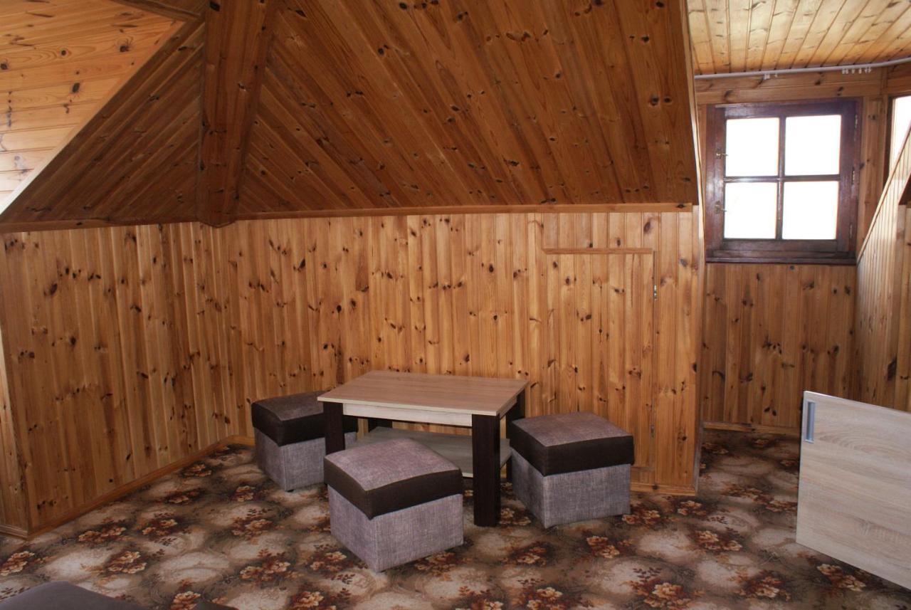 Pensjonat Pod Lwem Niechorze Bagian luar foto